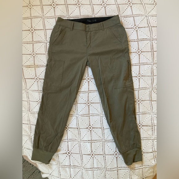 PrAna Hiking Pants Size 8 - Picture 1 of 7